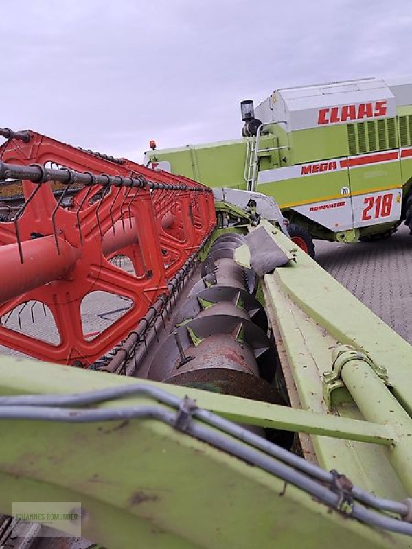 Mähdrescher typu CLAAS DOMINATOR 218 MEGA  3D, Gebrauchtmaschine v Leichlingen (Obrázek 11)