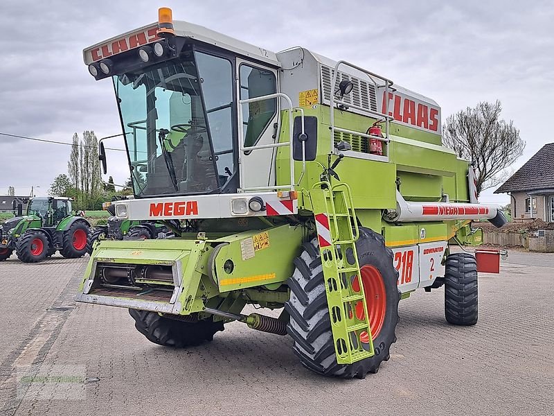 Mähdrescher typu CLAAS DOMINATOR 218 MEGA  3D, Gebrauchtmaschine v Leichlingen (Obrázek 3)