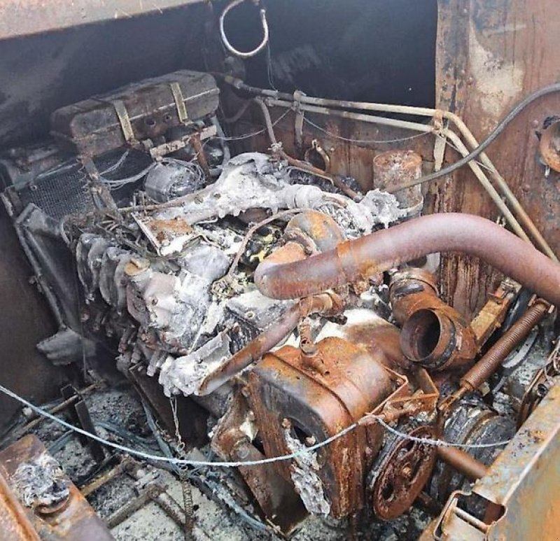 Mähdrescher tipa CLAAS Dominator 218 Mega Brandschaden. Standort nähe Regensburg, Gebrauchtmaschine u Honigsee (Slika 6)