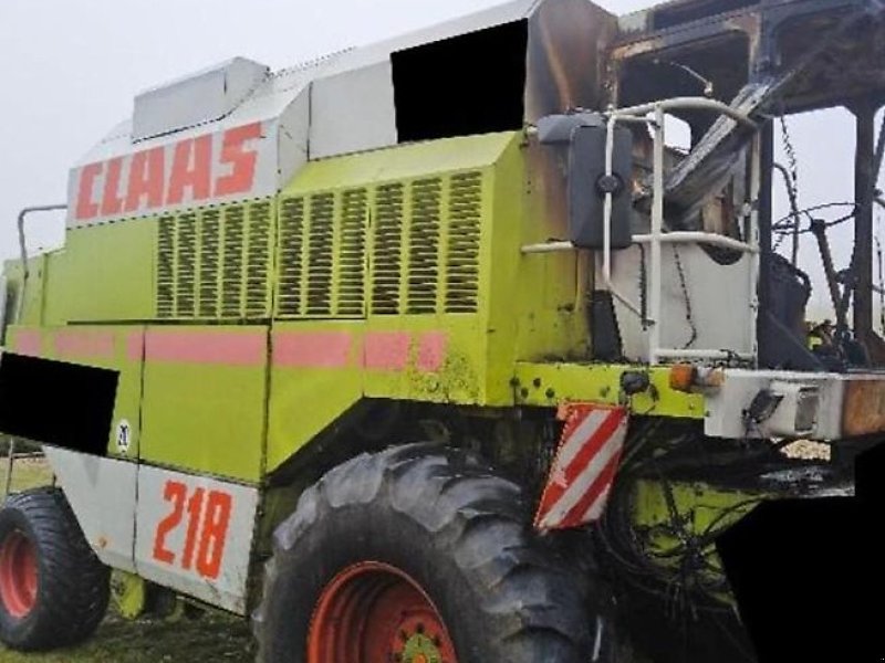 Mähdrescher del tipo CLAAS Dominator 218 Mega Brandschaden. Standort nähe Regensburg, Gebrauchtmaschine en Honigsee (Imagen 1)
