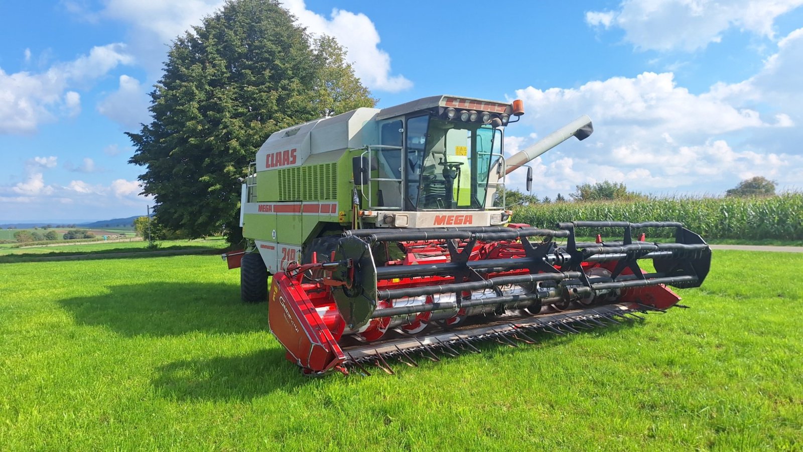 Mähdrescher tip CLAAS Dominator 218 Mega, Gebrauchtmaschine in Vöhringen (Poză 2)