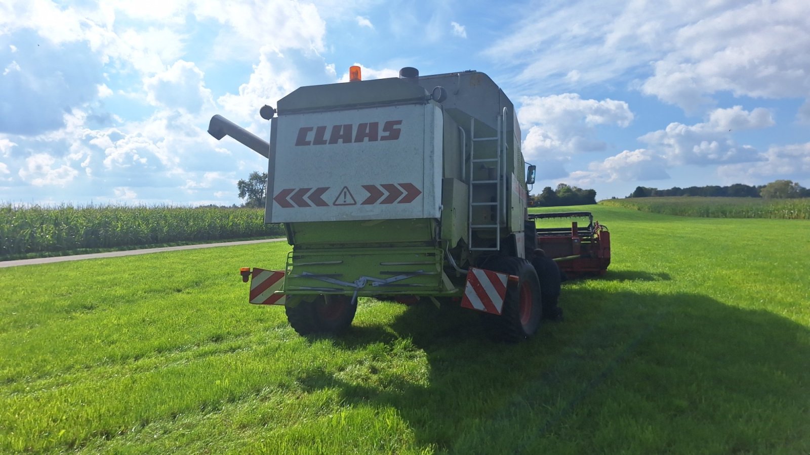 Mähdrescher tip CLAAS Dominator 218 Mega, Gebrauchtmaschine in Vöhringen (Poză 5)