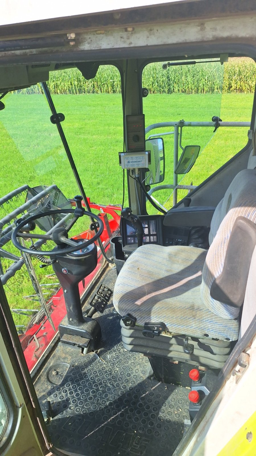 Mähdrescher tip CLAAS Dominator 218 Mega, Gebrauchtmaschine in Vöhringen (Poză 11)