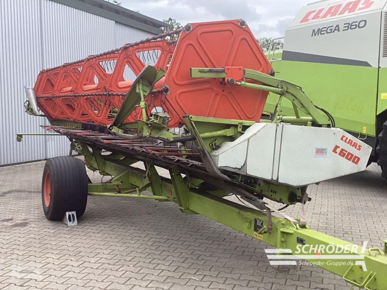 Mähdrescher del tipo CLAAS DOMINATOR 360 MEGA + C 600 SCHNEIDWERK, Gebrauchtmaschine In Lastrup (Immagine 19)