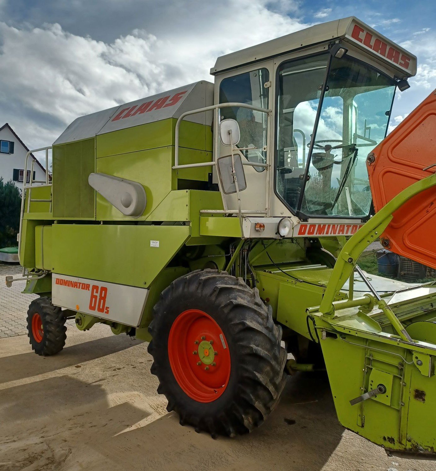 Mähdrescher tip CLAAS Dominator 68 S, Gebrauchtmaschine in Au/Hallertau (Poză 2)