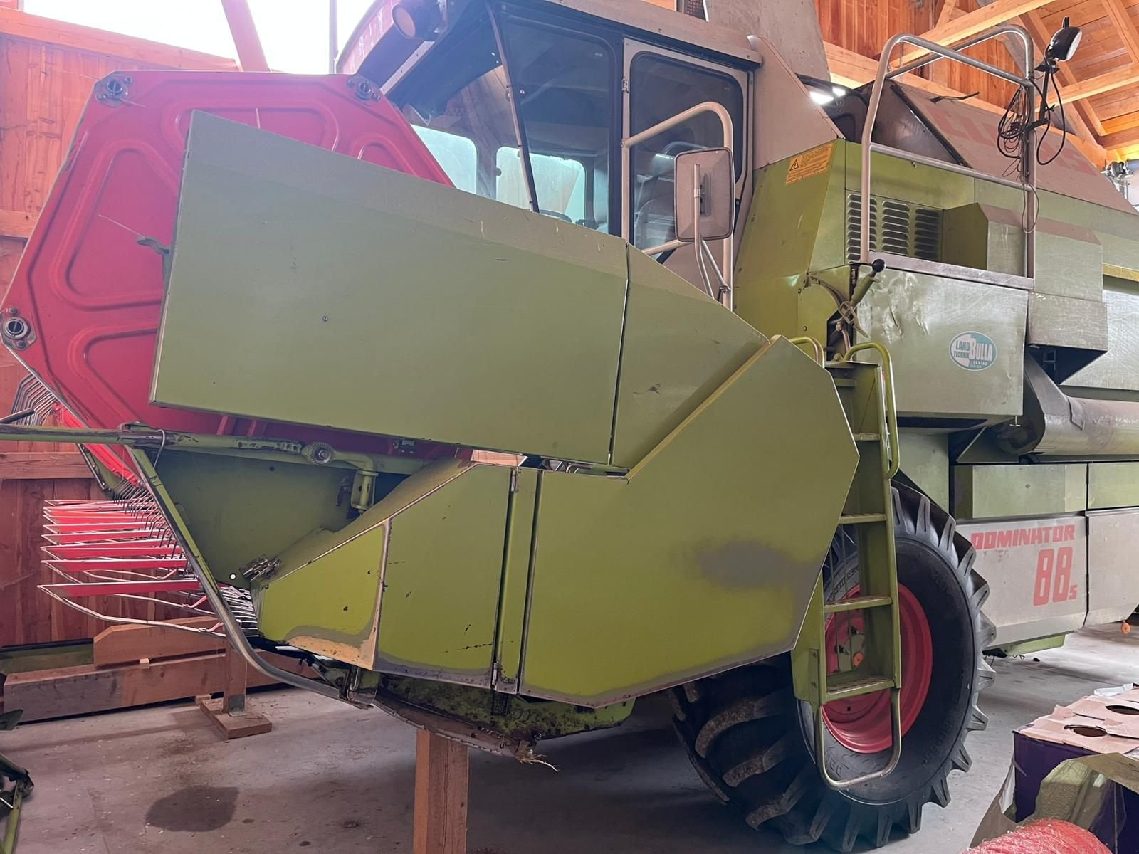 Mähdrescher typu CLAAS Dominator 88 S, Gebrauchtmaschine v Burgkirchen (Obrázok 11)