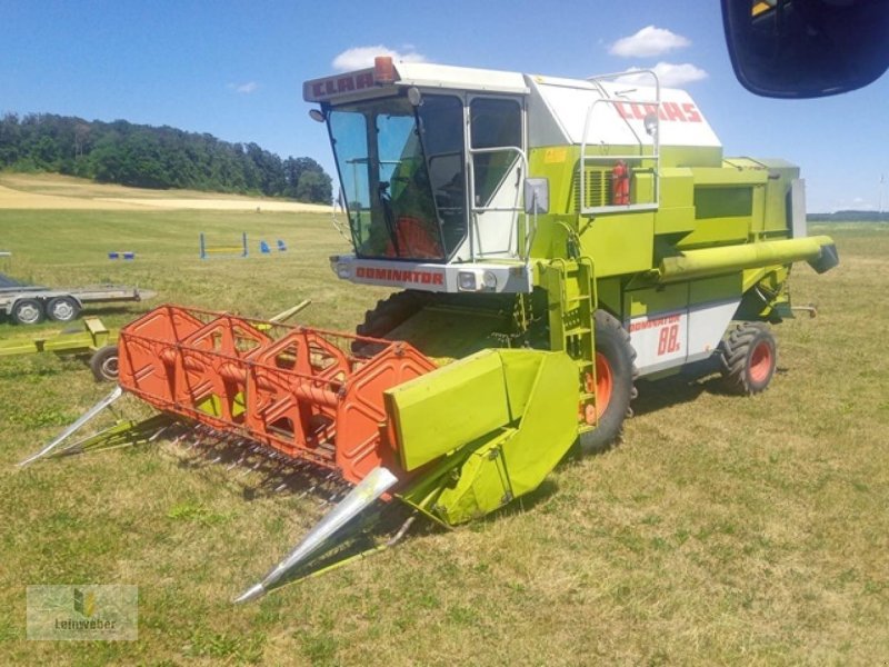 Mähdrescher del tipo CLAAS Dominator 88 S, Gebrauchtmaschine In Neuhof - Dorfborn