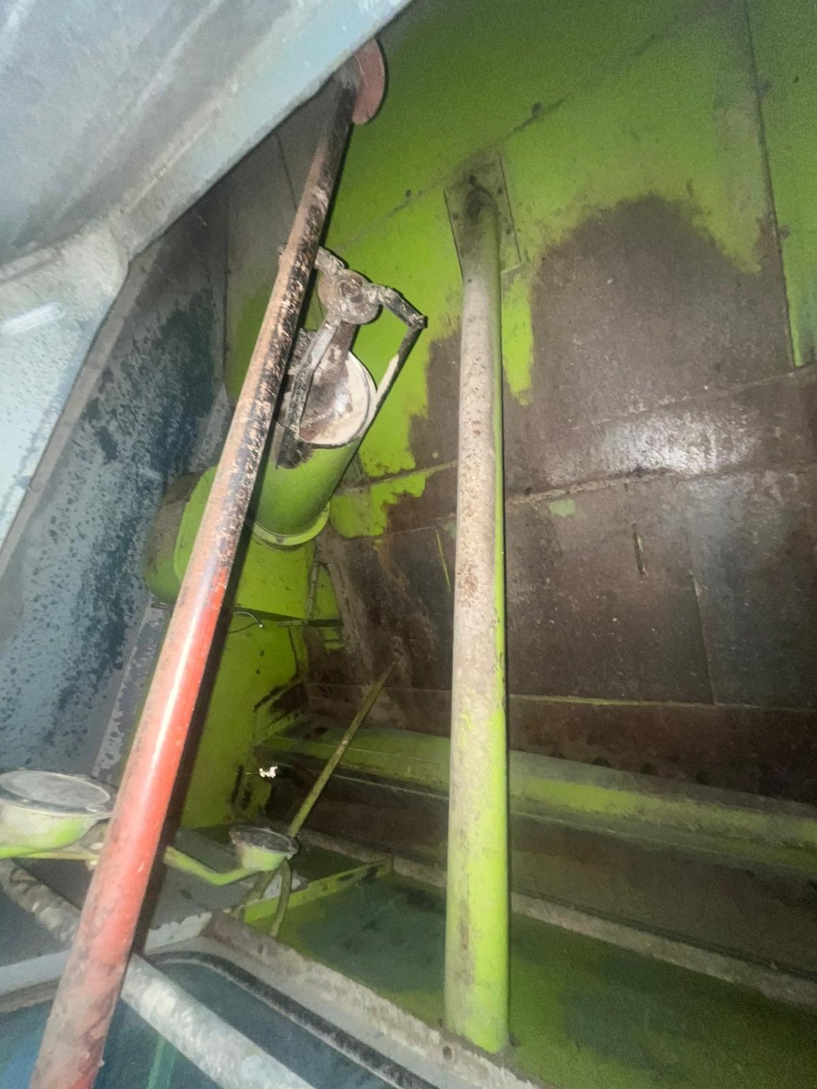 Mähdrescher του τύπου CLAAS Dominator 98 sl, Gebrauchtmaschine σε ORLEIX (Φωτογραφία 10)