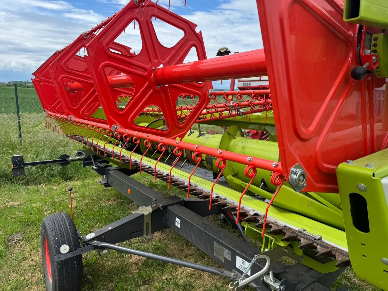 Mähdrescher of the type CLAAS Evion 410, Neumaschine in Grund (Picture 19)