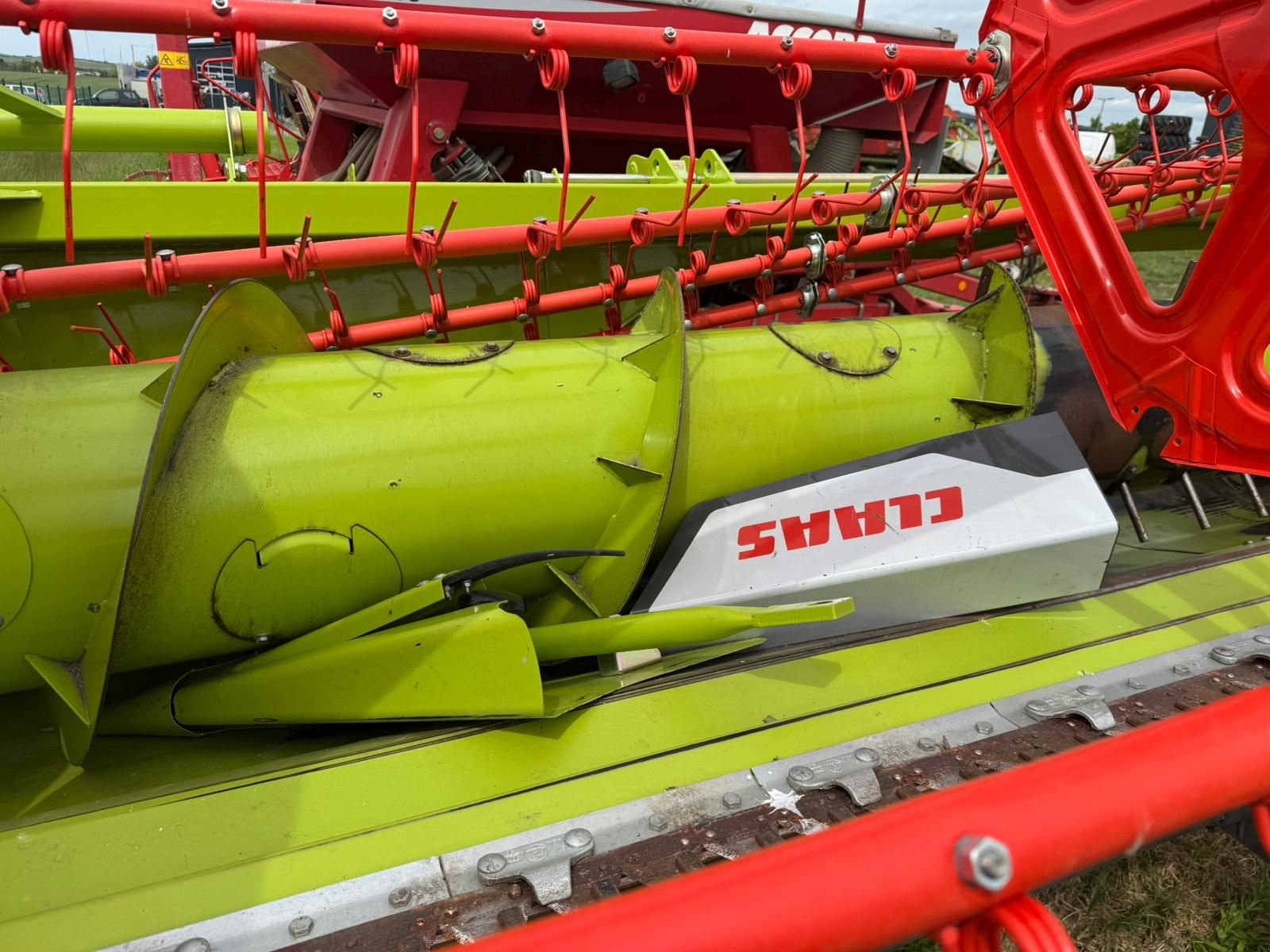 Mähdrescher of the type CLAAS Evion 410, Neumaschine in Grund (Picture 20)