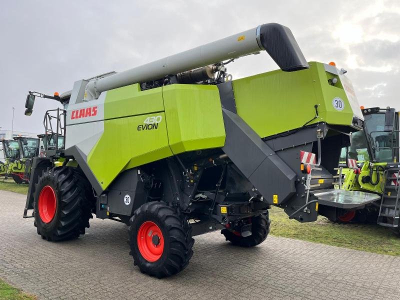 Mähdrescher от тип CLAAS EVION 430 CLASSIC, Gebrauchtmaschine в Hockenheim (Снимка 3)