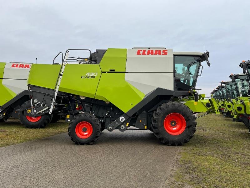 Mähdrescher typu CLAAS EVION 430 CLASSIC, Gebrauchtmaschine v Hockenheim (Obrázek 5)