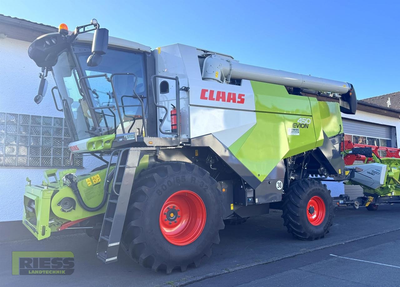 Mähdrescher от тип CLAAS EVION 450 Classic VARIO 560, Neumaschine в Homberg/Ohm - Maulbach (Снимка 2)