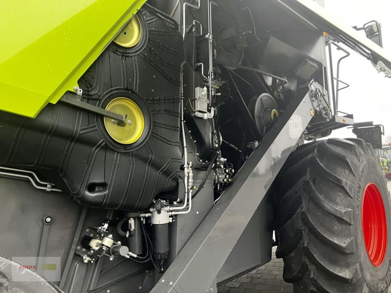 Mähdrescher от тип CLAAS GEBR. CLAAS TRION 650, Gebrauchtmaschine в Töging am Inn (Снимка 20)