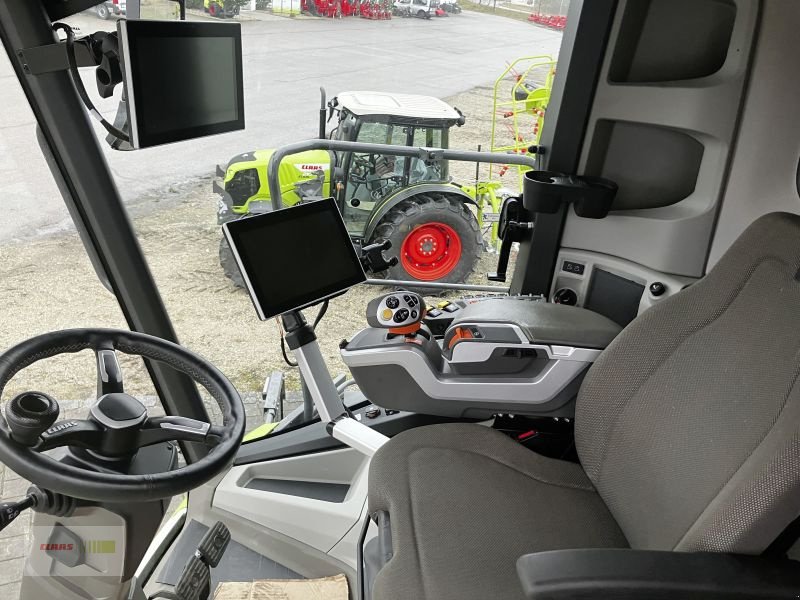 Mähdrescher от тип CLAAS GEBR. CLAAS TRION 650, Gebrauchtmaschine в Töging am Inn (Снимка 9)