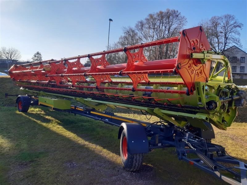 Mähdrescher typu CLAAS GEBR MÄHDRESCHER LEXION 8700TT, Gebrauchtmaschine v Lommatzsch (Obrázek 28)