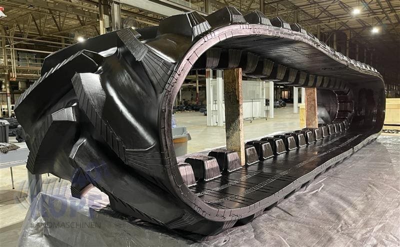 Mähdrescher des Typs CLAAS Laufbänder für CLAAS Mähdrescher 735mm breit, Neumaschine in Schutterzell (Bild 1)