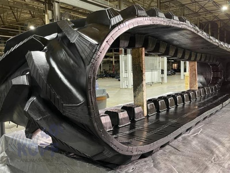 Mähdrescher типа CLAAS Laufbänder für CLAAS Mähdrescher 735mm breit, Neumaschine в Schutterzell