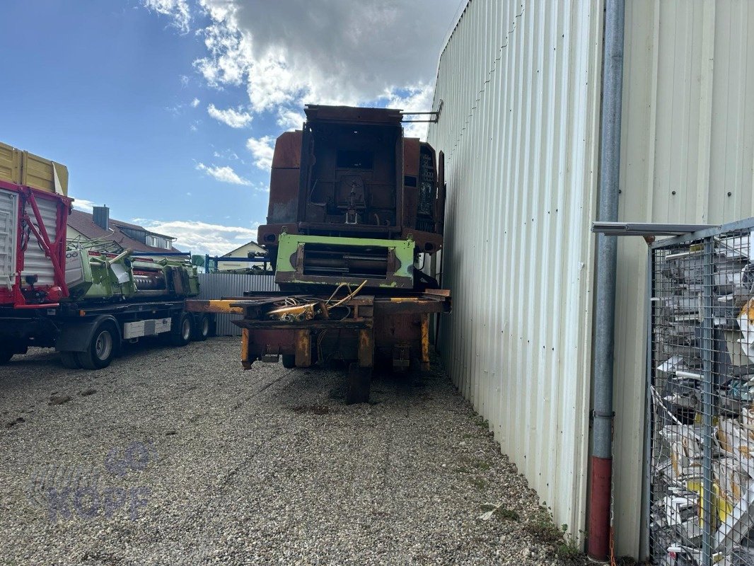 Mähdrescher des Typs CLAAS Lexion 420 Evo Brandschaden Schlachtfest, Gebrauchtmaschine in Schutterzell (Bild 3)