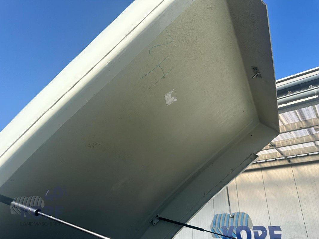 Mähdrescher des Typs CLAAS Lexion 420 Mercedesmotor Brandschaden hinten, Gebrauchtmaschine in Schutterzell (Bild 10)