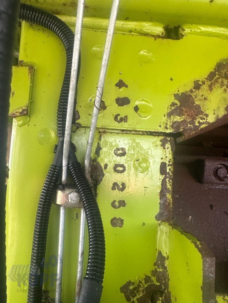 Mähdrescher типа CLAAS Lexion 420 Mercedesmotor Brandschaden hinten, Gebrauchtmaschine в Schutterzell (Фотография 22)