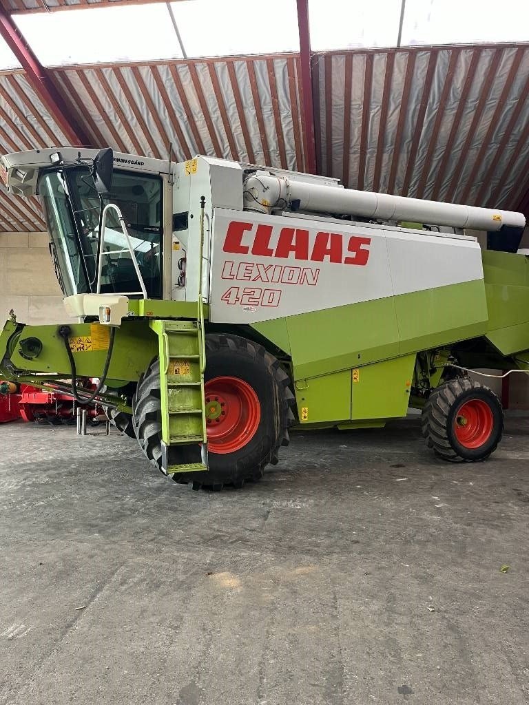 Mähdrescher of the type CLAAS LEXION 420, Gebrauchtmaschine in Ringe (Picture 18)