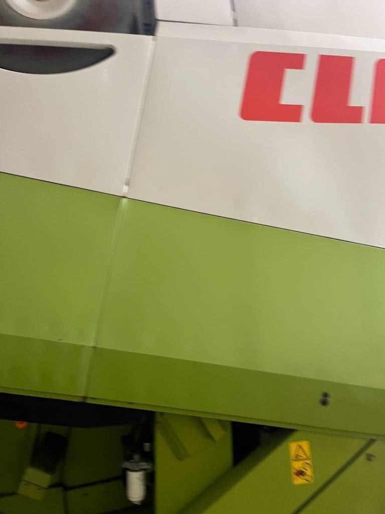 Mähdrescher of the type CLAAS LEXION 420, Gebrauchtmaschine in Ringe (Picture 10)