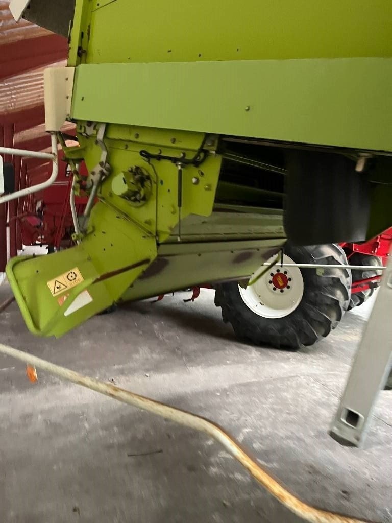 Mähdrescher of the type CLAAS LEXION 420, Gebrauchtmaschine in Ringe (Picture 12)