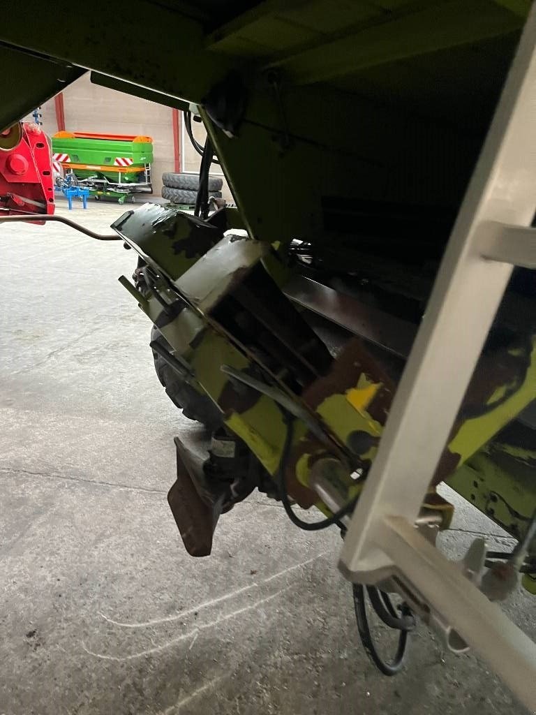 Mähdrescher of the type CLAAS LEXION 420, Gebrauchtmaschine in Ringe (Picture 13)