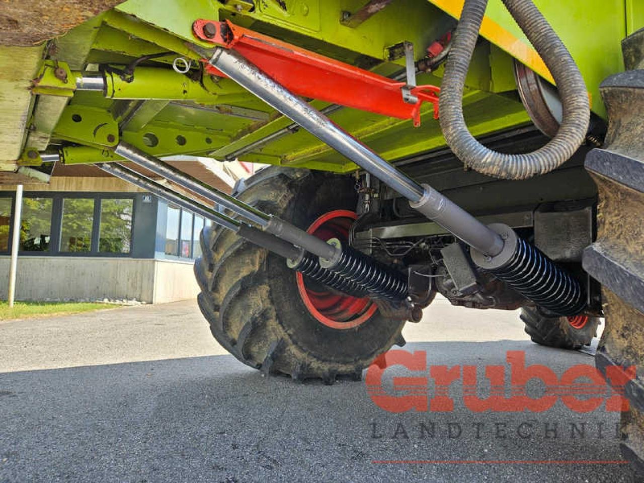 Mähdrescher of the type CLAAS Lexion 430 Montana, Gebrauchtmaschine in Ampfing (Picture 13)