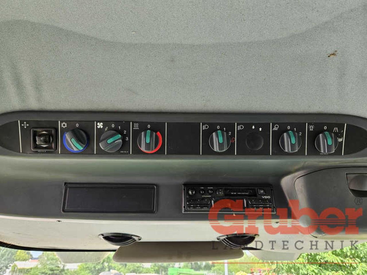 Mähdrescher of the type CLAAS Lexion 430 Montana, Gebrauchtmaschine in Ampfing (Picture 16)