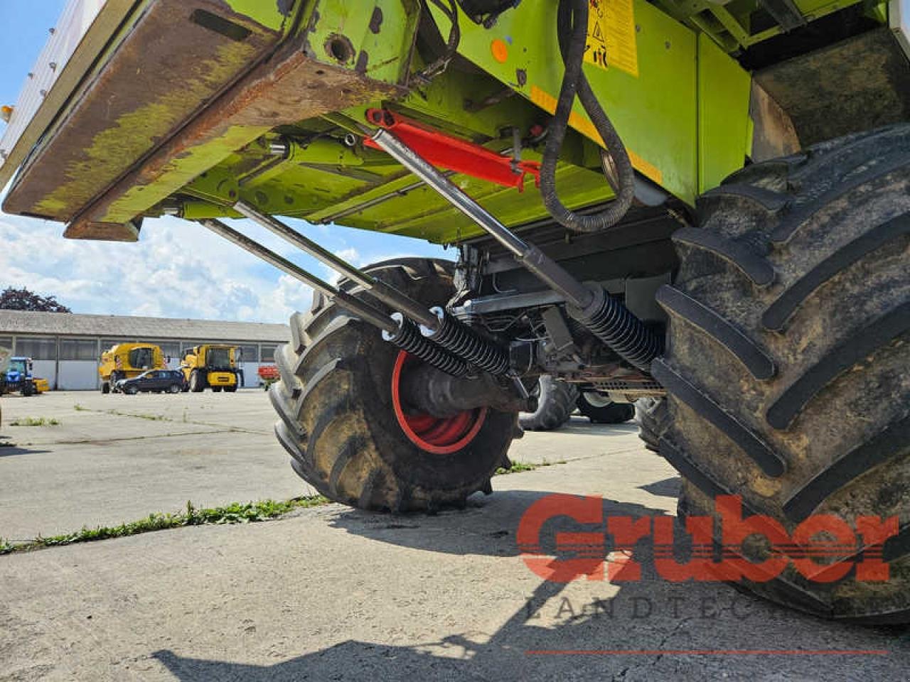 Mähdrescher of the type CLAAS Lexion 430 Montana, Gebrauchtmaschine in Ampfing (Picture 18)