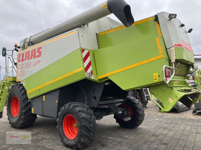 Mähdrescher van het type CLAAS LEXION 430, Gebrauchtmaschine in Töging am Inn (Foto 3)