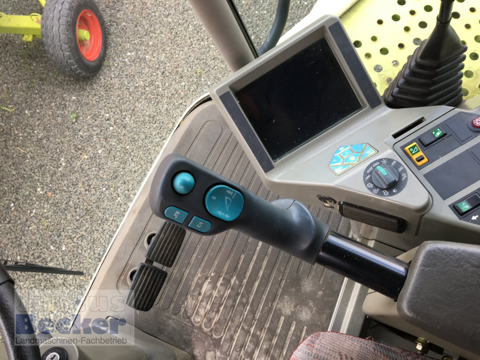 Mähdrescher des Typs CLAAS Lexion 440 CEBIS, Gebrauchtmaschine in Weimar-Niederwalgern (Bild 7)