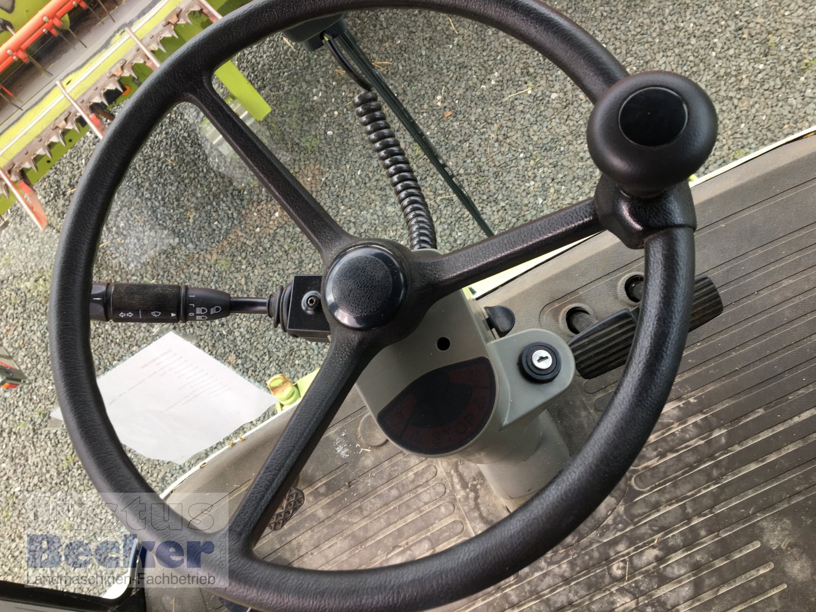 Mähdrescher des Typs CLAAS Lexion 440 CEBIS, Gebrauchtmaschine in Weimar-Niederwalgern (Bild 8)