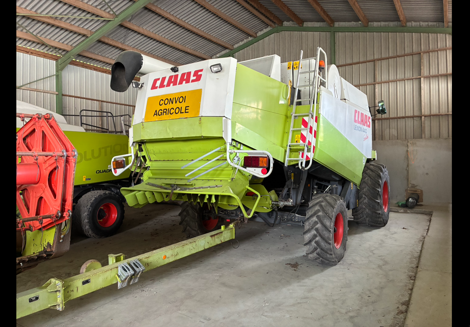 Mähdrescher a típus CLAAS LEXION 440 EVOLUTION, Gebrauchtmaschine ekkor: ST CLEMENT DE LA PLACE (Kép 8)