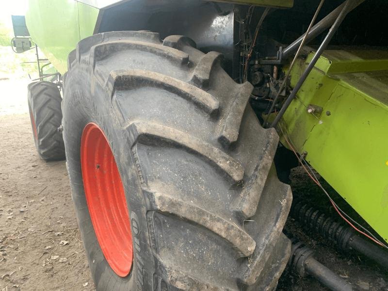 Mähdrescher typu CLAAS LEXION 440, Gebrauchtmaschine w Richebourg (Zdjęcie 5)