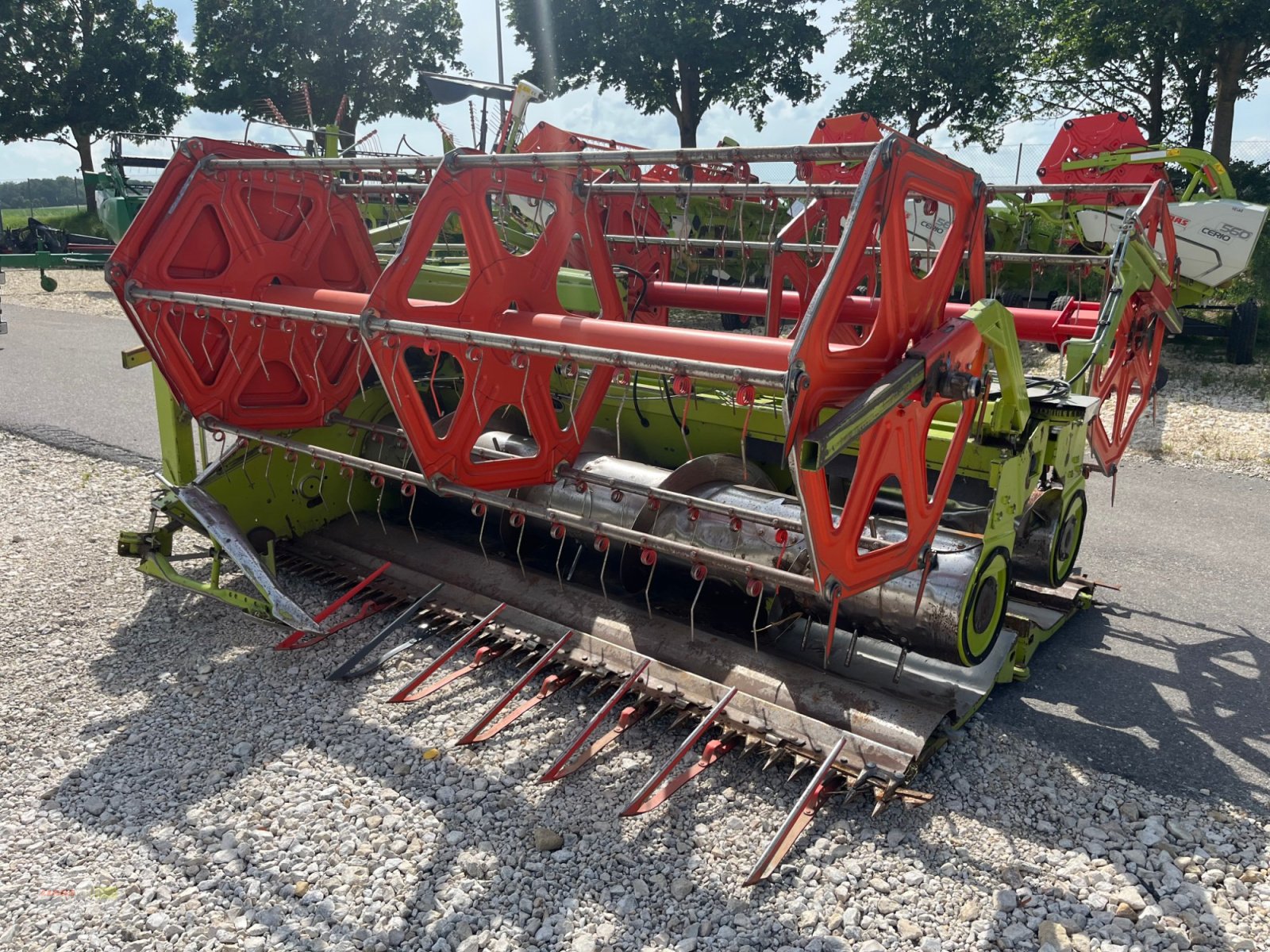 Mähdrescher des Typs CLAAS Lexion 450 REPARATURBEDÜRFTIG nach Brandschaden, Gebrauchtmaschine in Langenau (Bild 23)