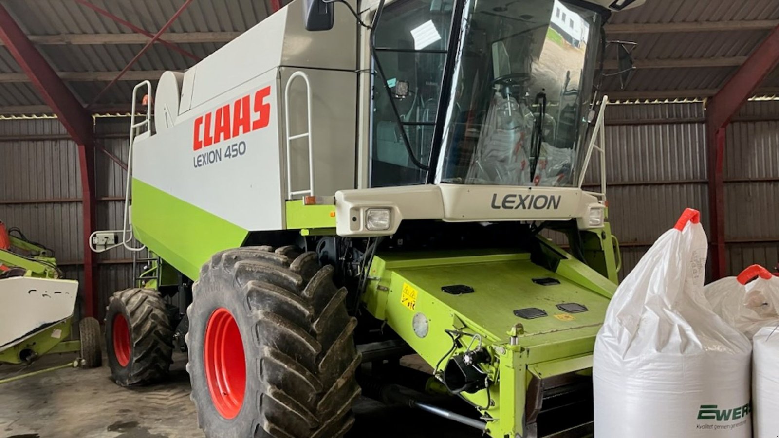 Mähdrescher des Typs CLAAS Lexion 450, Gebrauchtmaschine in Aabenraa (Bild 2)