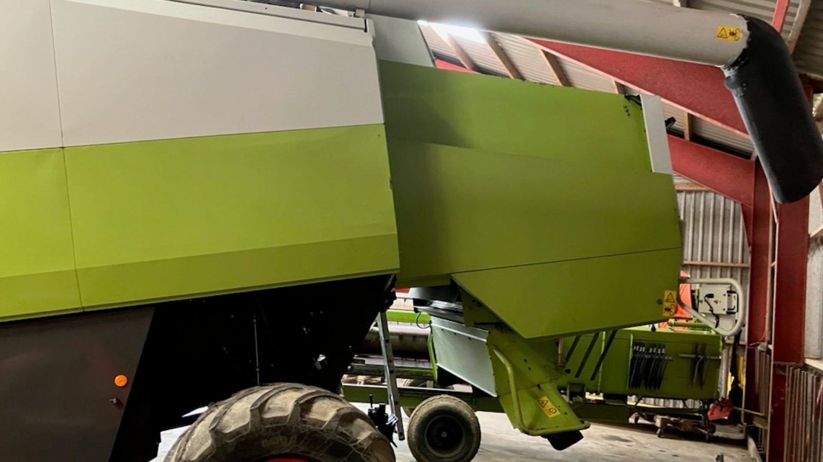 Mähdrescher des Typs CLAAS Lexion 450, Gebrauchtmaschine in Aabenraa (Bild 4)