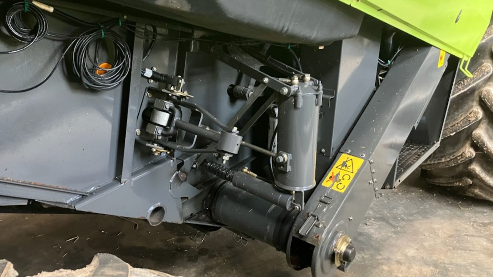 Mähdrescher des Typs CLAAS Lexion 450, Gebrauchtmaschine in Aabenraa (Bild 7)
