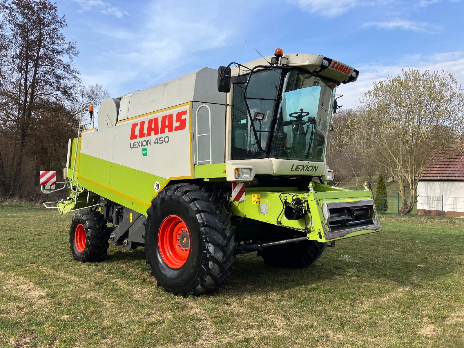 Mähdrescher typu CLAAS Lexion 450, Gebrauchtmaschine w Sachsen bei Ansbach (Zdjęcie 2)