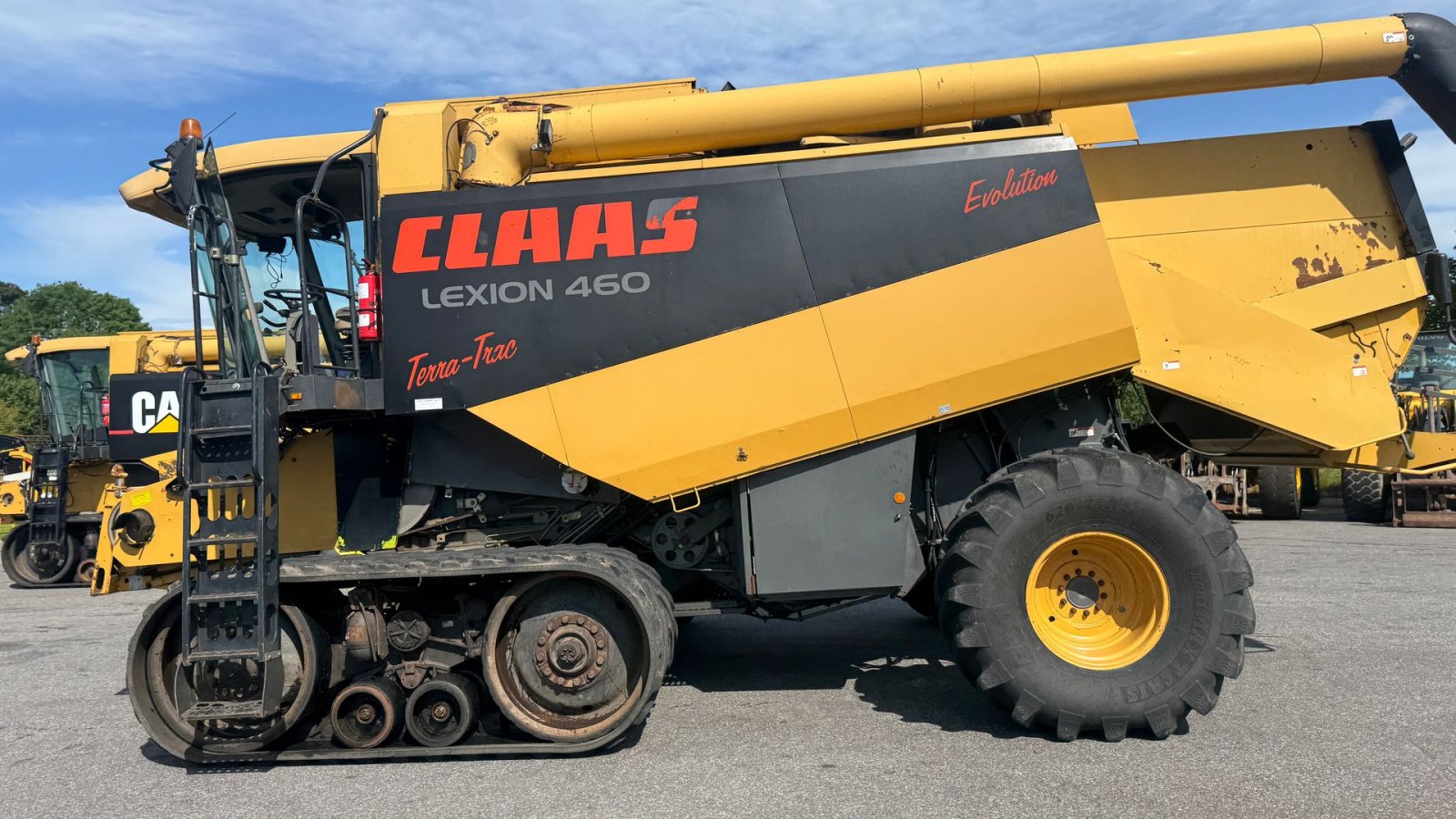 Mähdrescher des Typs CLAAS Lexion 460 EVOLUTION MED BÆLTER, 4WD OG V900 SKÆREBORD!, Gebrauchtmaschine in Nørager (Bild 4)