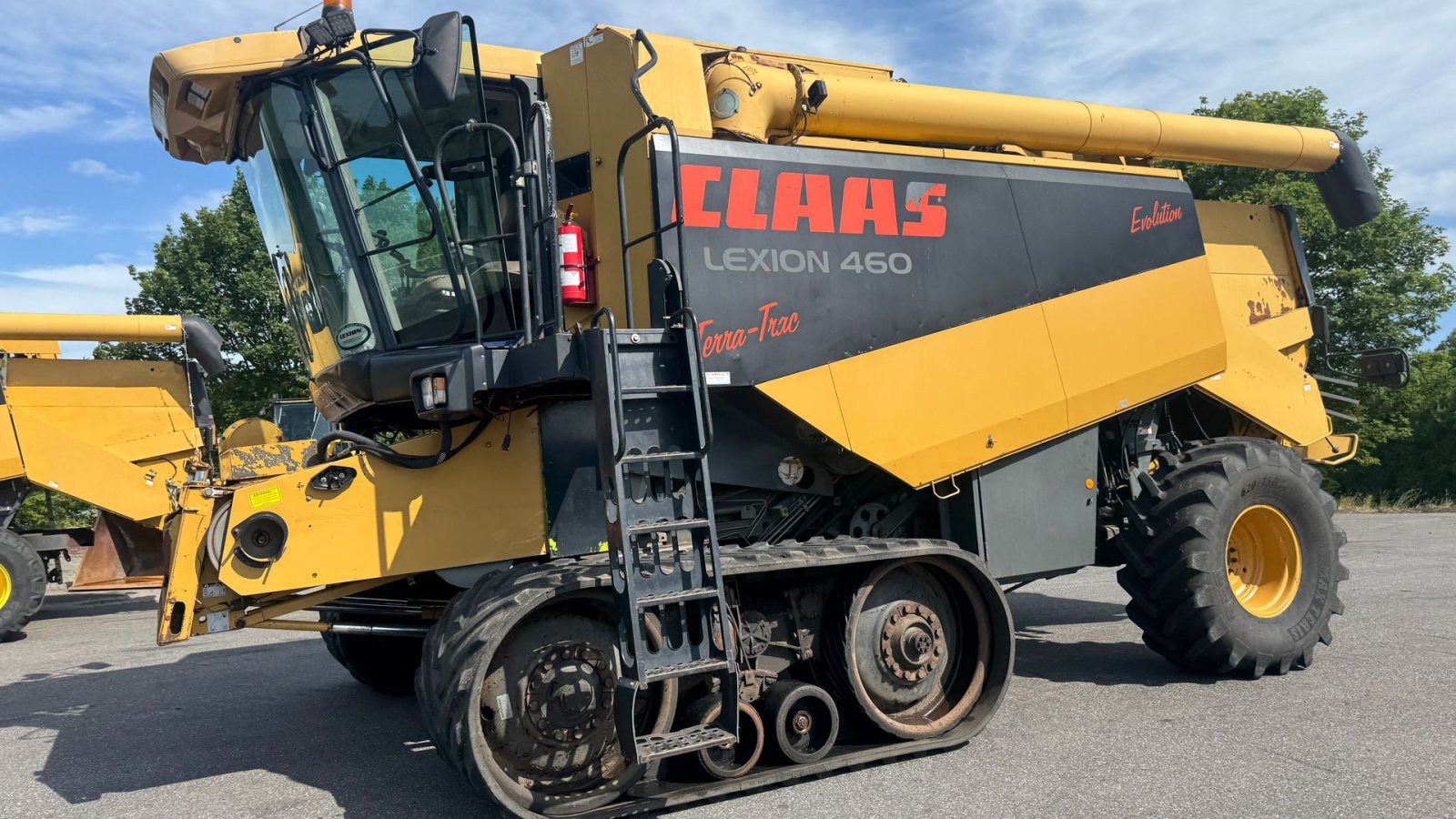 Mähdrescher des Typs CLAAS Lexion 460 EVOLUTION MED BÆLTER, 4WD OG V900 SKÆREBORD!, Gebrauchtmaschine in Nørager (Bild 2)