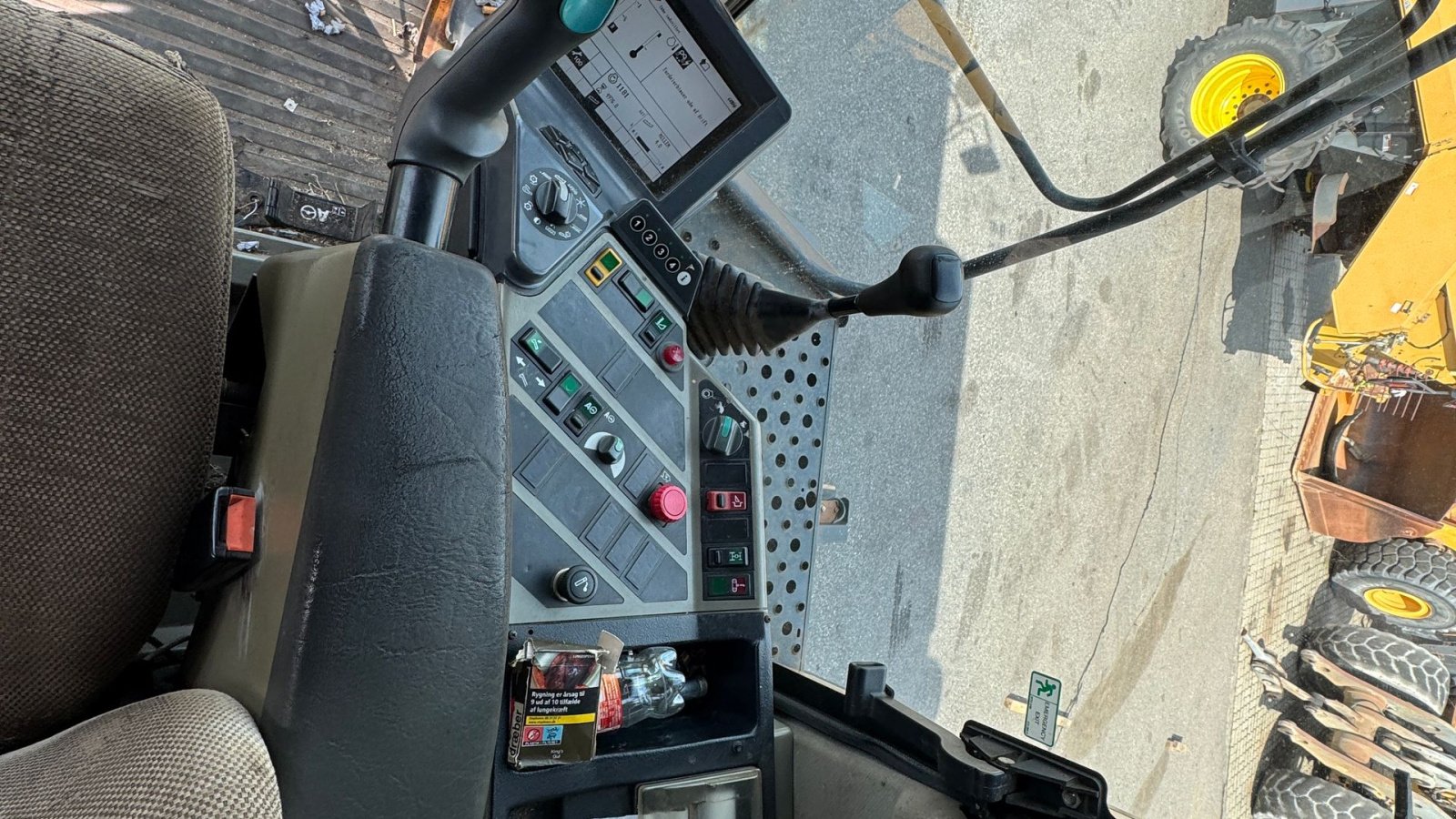 Mähdrescher of the type CLAAS Lexion 460 EVOLUTION MED BÆLTER, 4WD OG V900 SKÆREBORD!, Gebrauchtmaschine in Nørager (Picture 15)