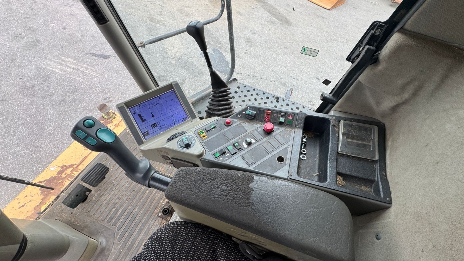 Mähdrescher des Typs CLAAS Lexion 460 MED 30 FODS SKÆREBORD, BÆLTER OG 4WD!, Gebrauchtmaschine in Nørager (Bild 14)