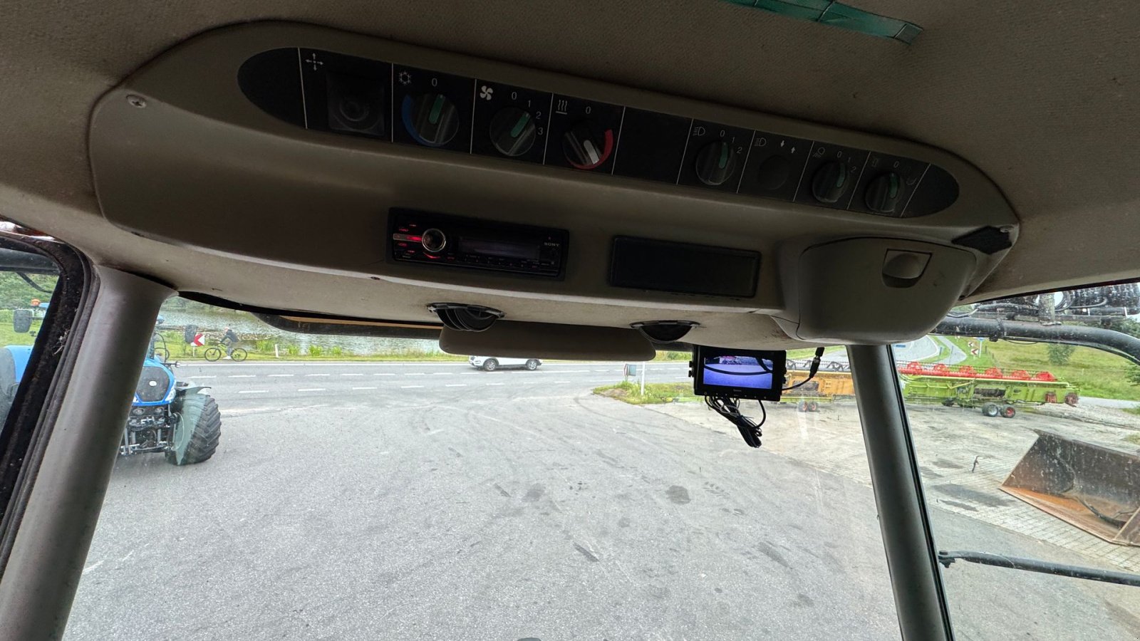 Mähdrescher des Typs CLAAS Lexion 460 MED 30 FODS SKÆREBORD, BÆLTER OG 4WD!, Gebrauchtmaschine in Nørager (Bild 16)