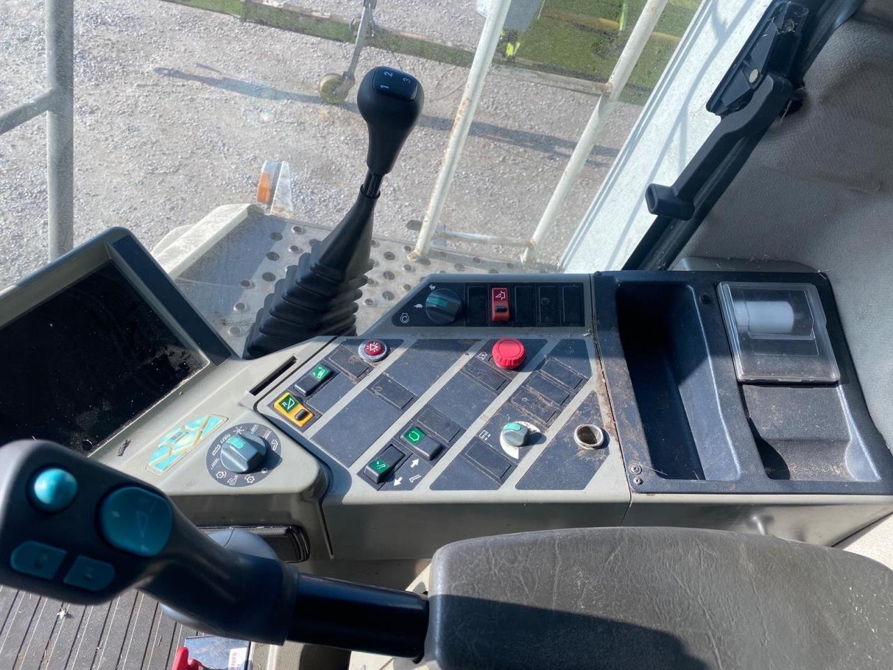 Mähdrescher des Typs CLAAS LEXION 460, Gebrauchtmaschine in Tim (Bild 5)