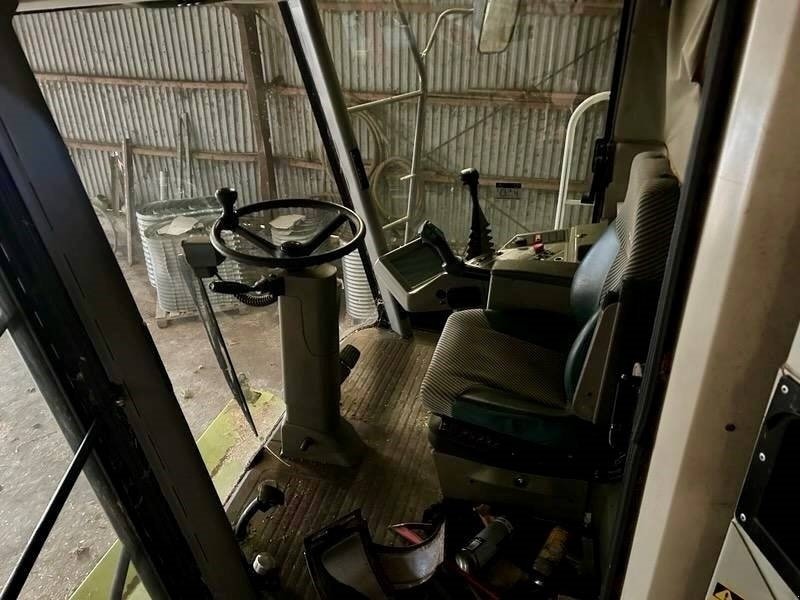 Mähdrescher des Typs CLAAS Lexion 460, Gebrauchtmaschine in Vinderup (Bild 6)