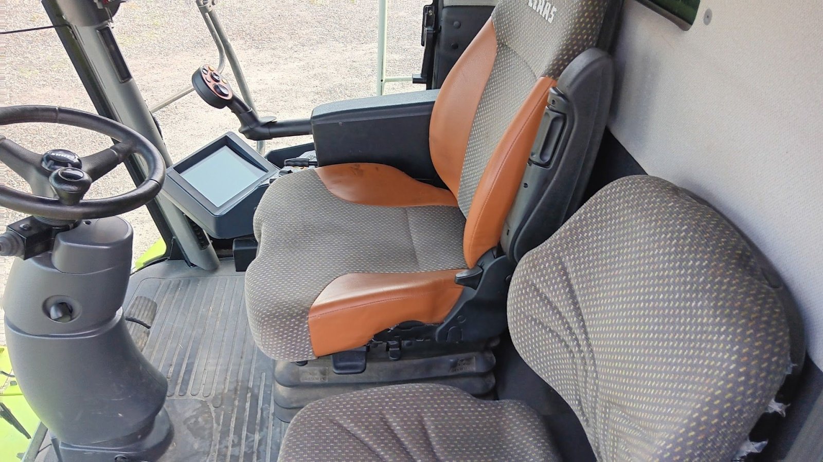 Mähdrescher of the type CLAAS Lexion 520cebis 20fods, Gebrauchtmaschine in Thisted (Picture 4)